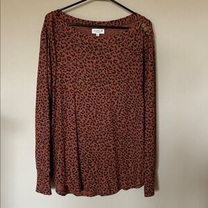 Leopard Print Scoop Neck Top with Shoulder Buttons - Rust